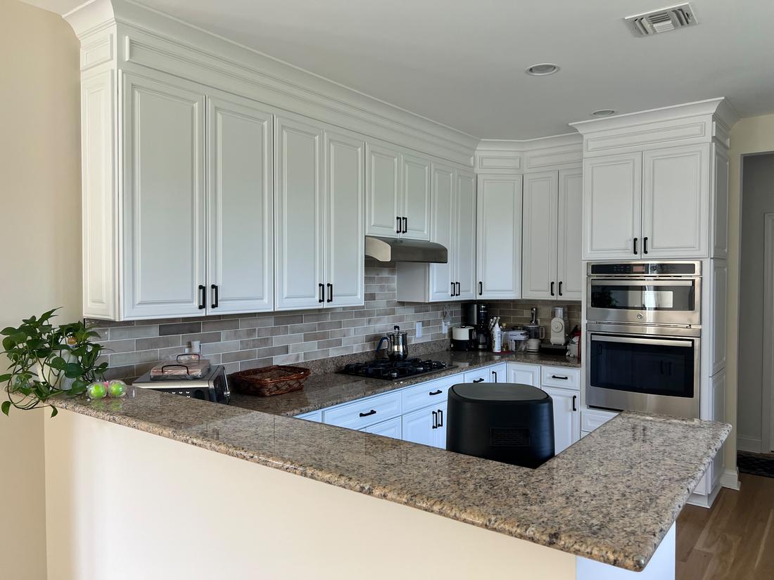 White painted kitchen cabinets